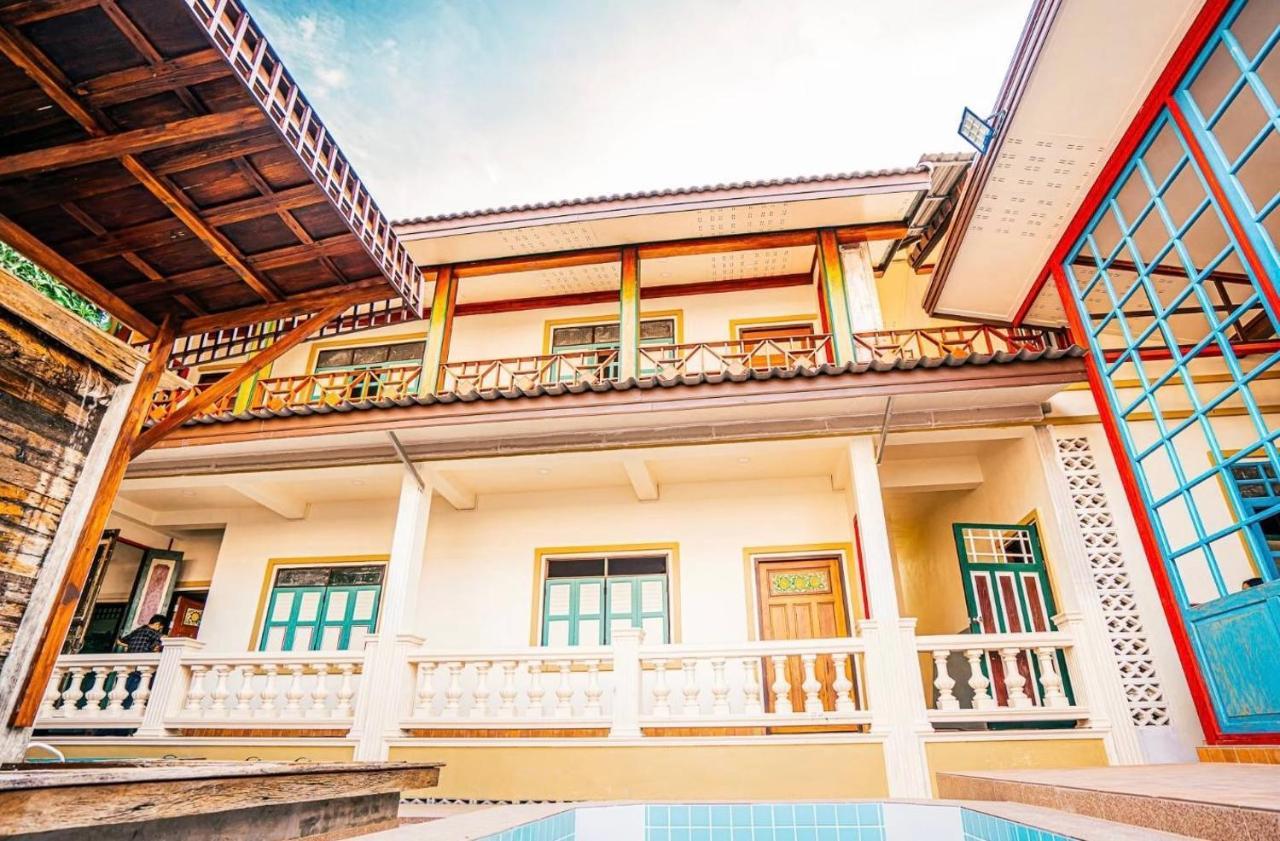 Dream House Lodge Sukhothai Exteriör bild